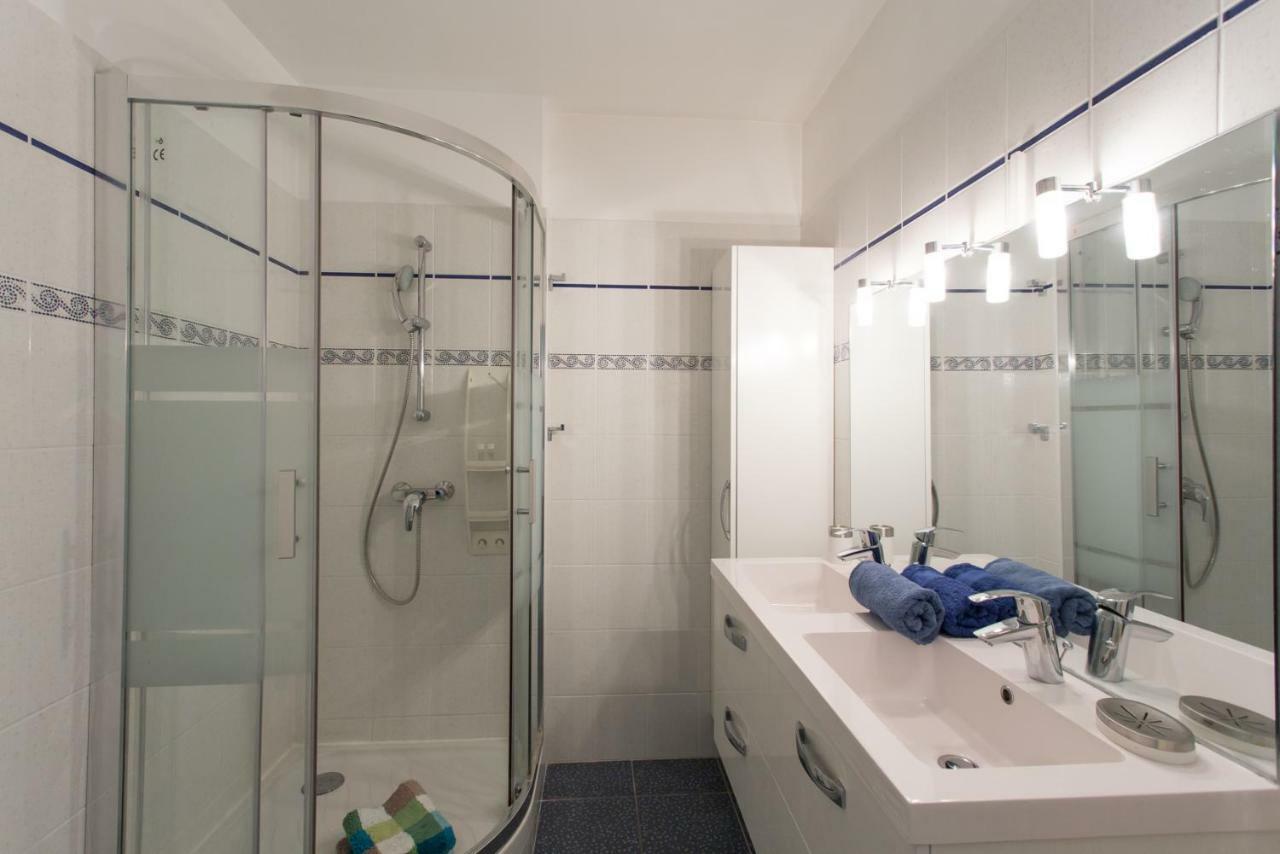 Confortable 3 Pieces Avec Superbe Vue Mer Apartman Nizza Kültér fotó